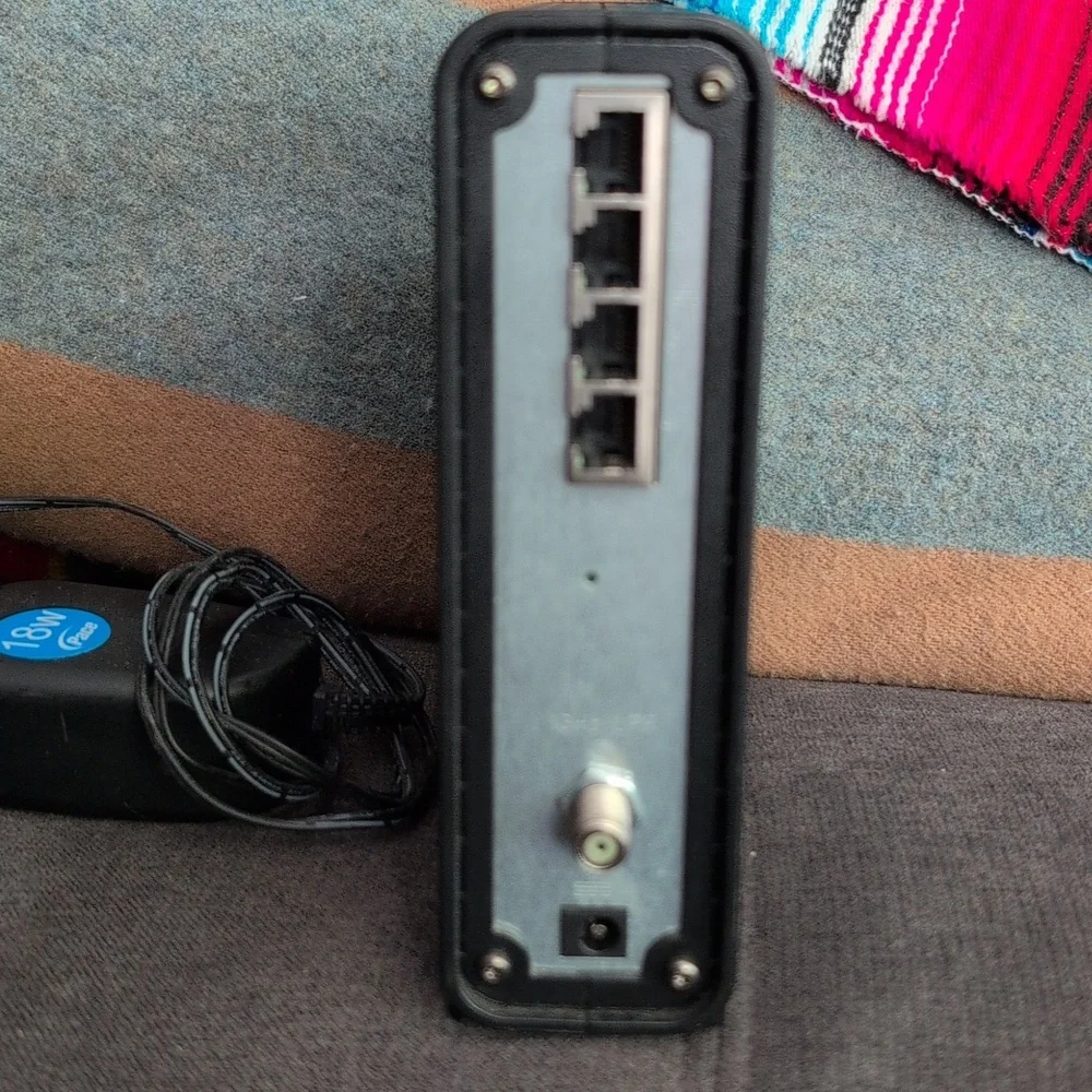 Motorola modem - Picture 2 of 3